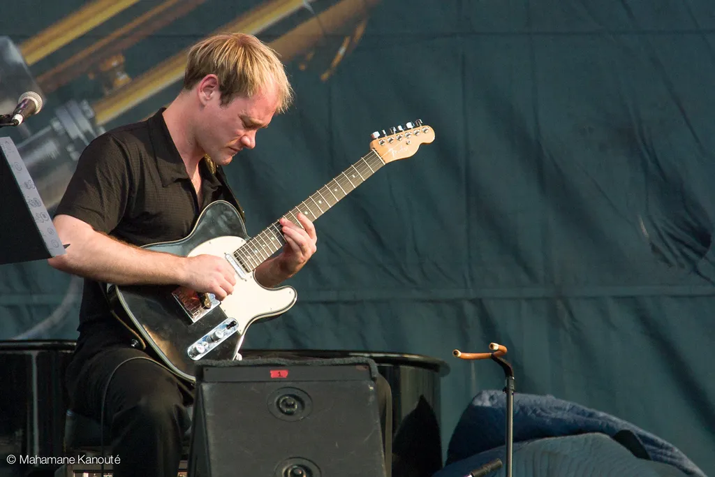 ADAM SMALE