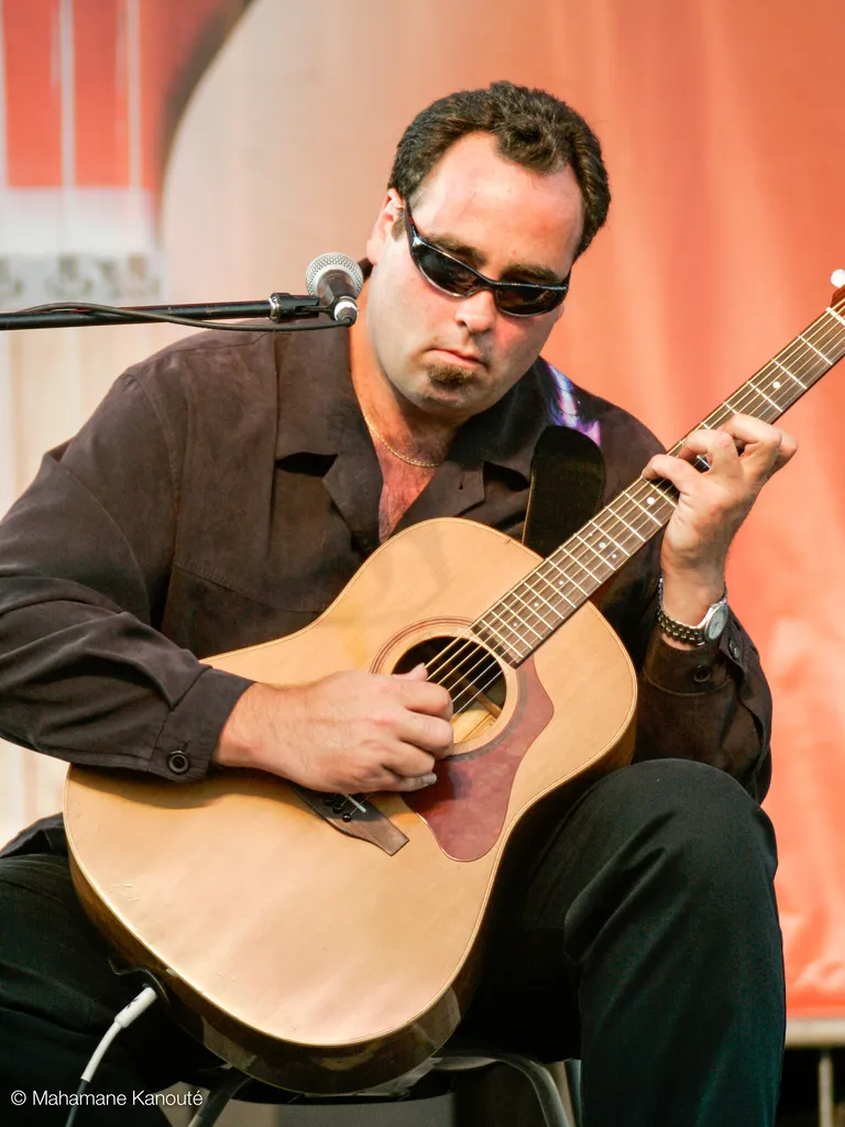 DEL VEZEAU (ONTARIO)