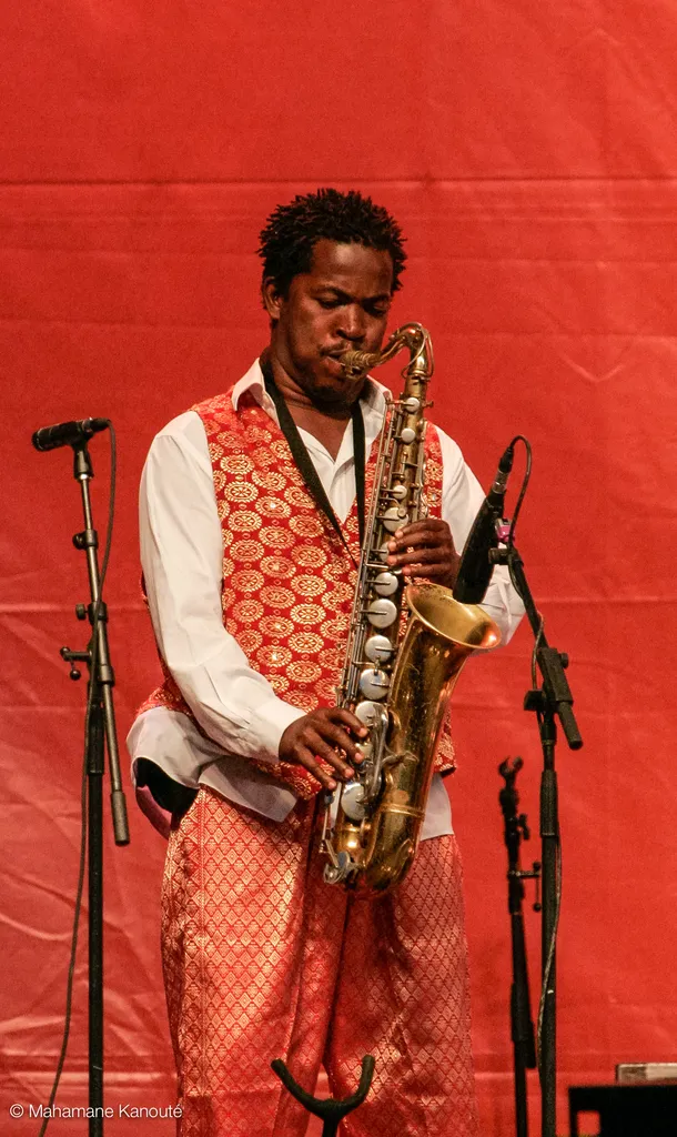 GANGB… BRASS BAND