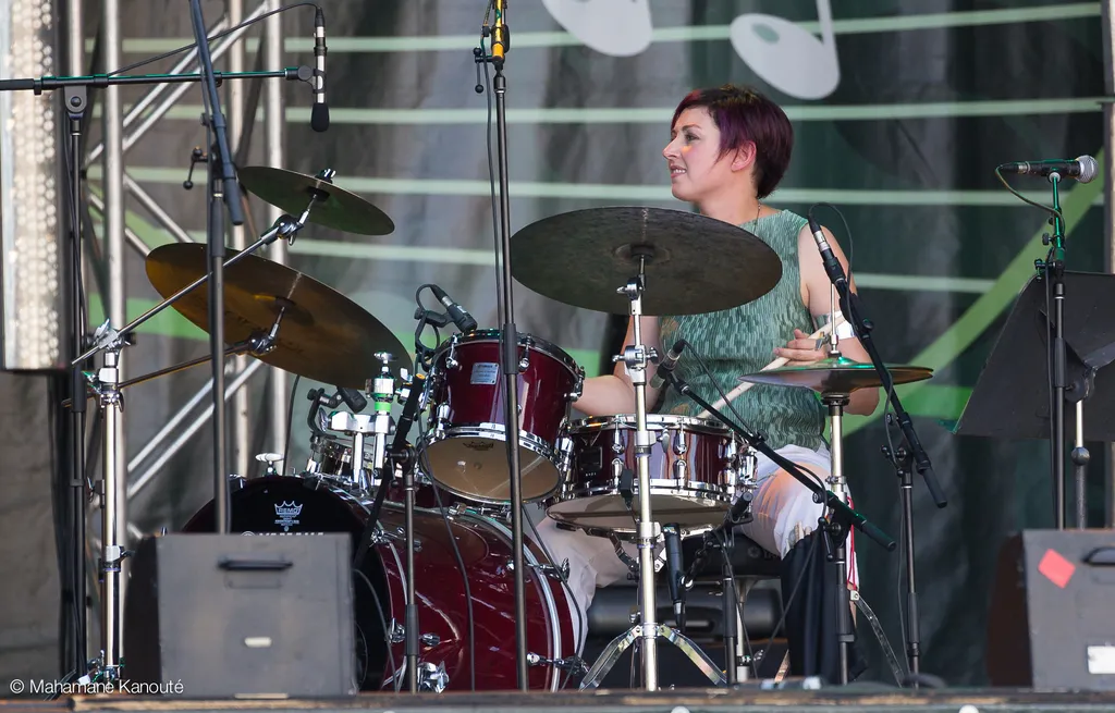 JULIA CLEVELAND QUINTET