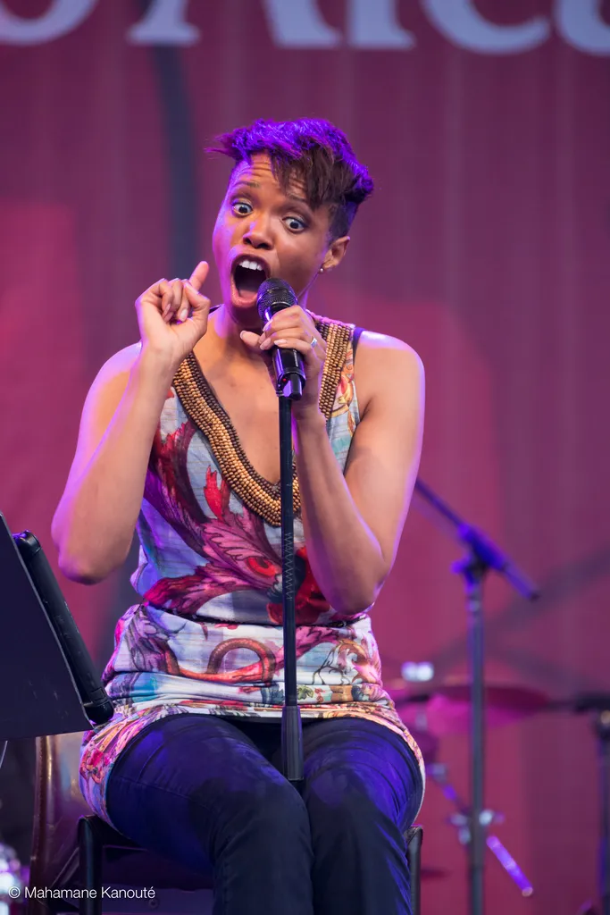 Kellylee Evans